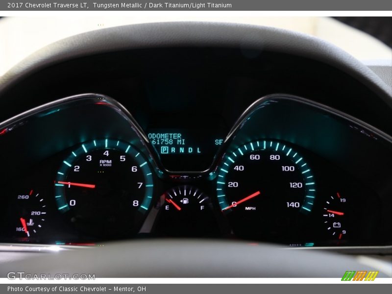 Tungsten Metallic / Dark Titanium/Light Titanium 2017 Chevrolet Traverse LT