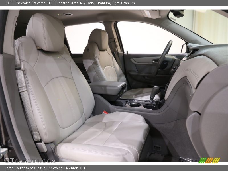  2017 Traverse LT Dark Titanium/Light Titanium Interior