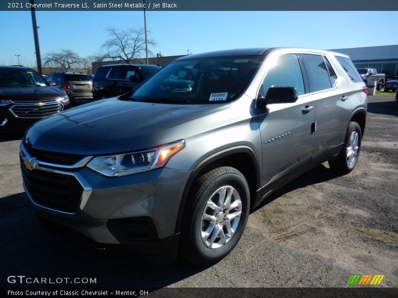 Satin Steel Metallic / Jet Black 2021 Chevrolet Traverse LS