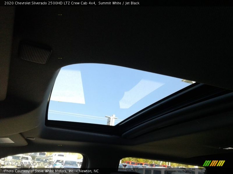 Summit White / Jet Black 2020 Chevrolet Silverado 2500HD LTZ Crew Cab 4x4
