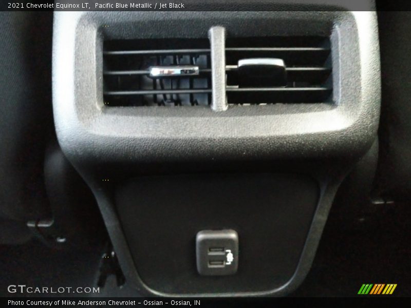 Pacific Blue Metallic / Jet Black 2021 Chevrolet Equinox LT