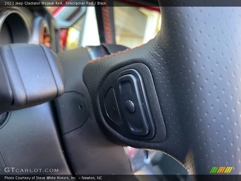 Firecracker Red / Black 2021 Jeep Gladiator Mojave 4x4