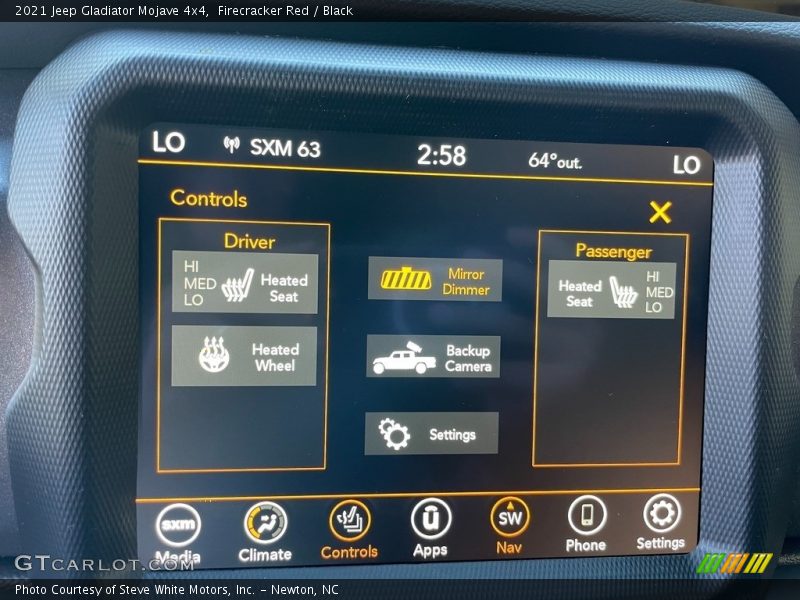 Controls of 2021 Gladiator Mojave 4x4