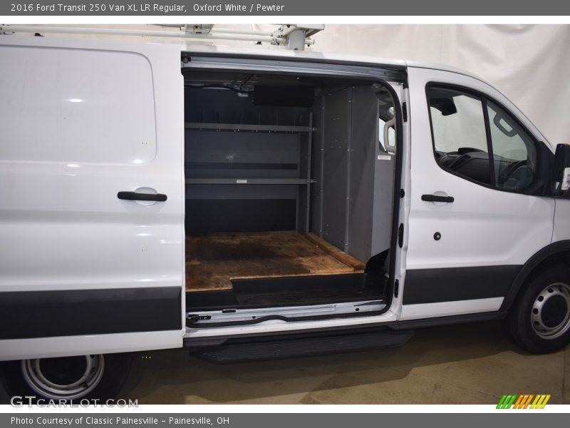 Oxford White / Pewter 2016 Ford Transit 250 Van XL LR Regular