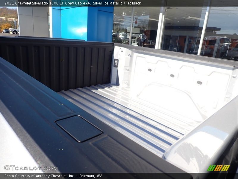 Silver Ice Metallic / Jet Black 2021 Chevrolet Silverado 1500 LT Crew Cab 4x4