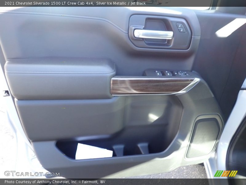 Silver Ice Metallic / Jet Black 2021 Chevrolet Silverado 1500 LT Crew Cab 4x4