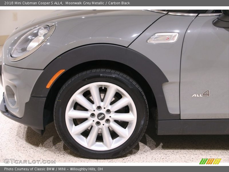 Moonwalk Grey Metallic / Carbon Black 2018 Mini Clubman Cooper S ALL4