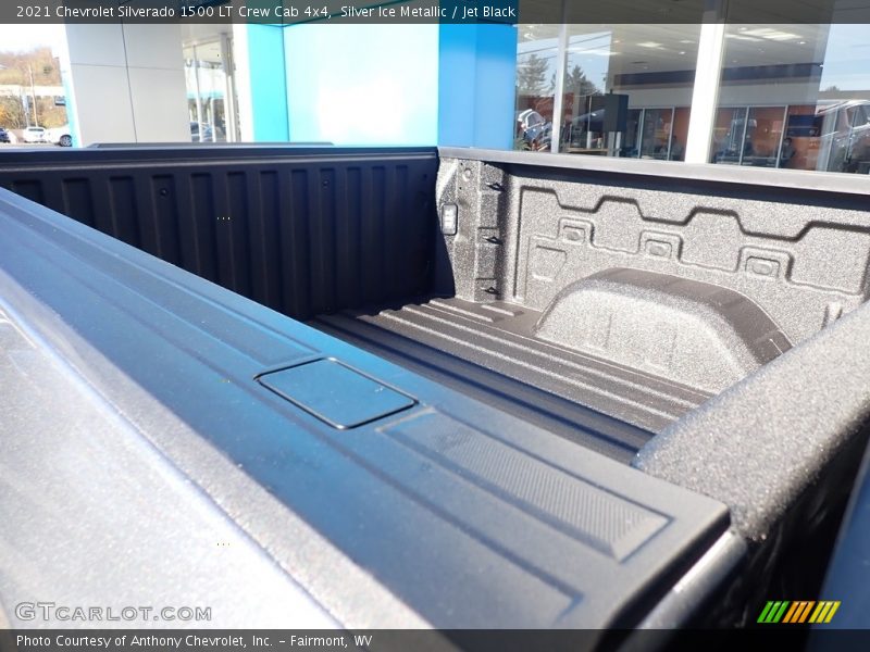 Silver Ice Metallic / Jet Black 2021 Chevrolet Silverado 1500 LT Crew Cab 4x4