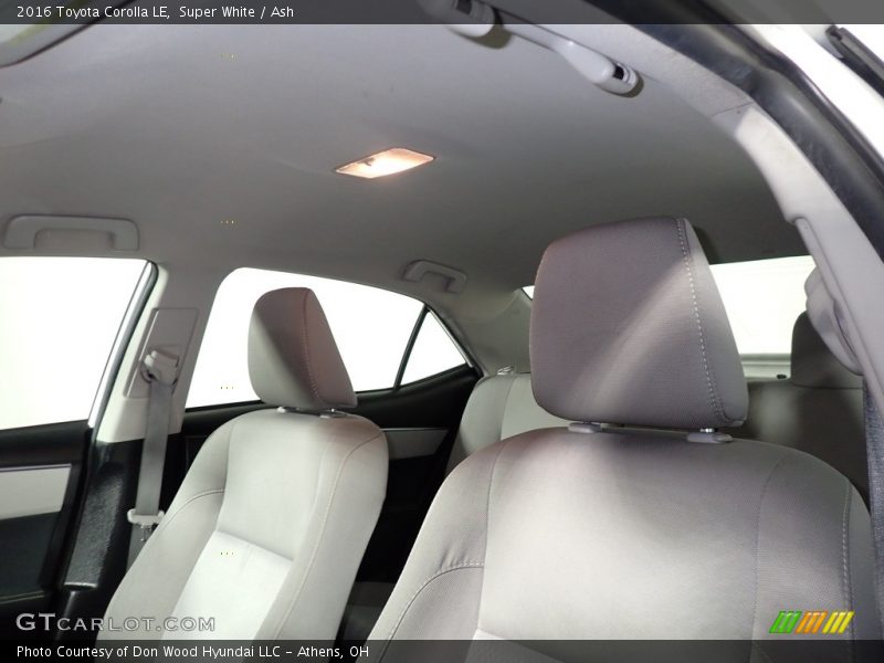 Super White / Ash 2016 Toyota Corolla LE