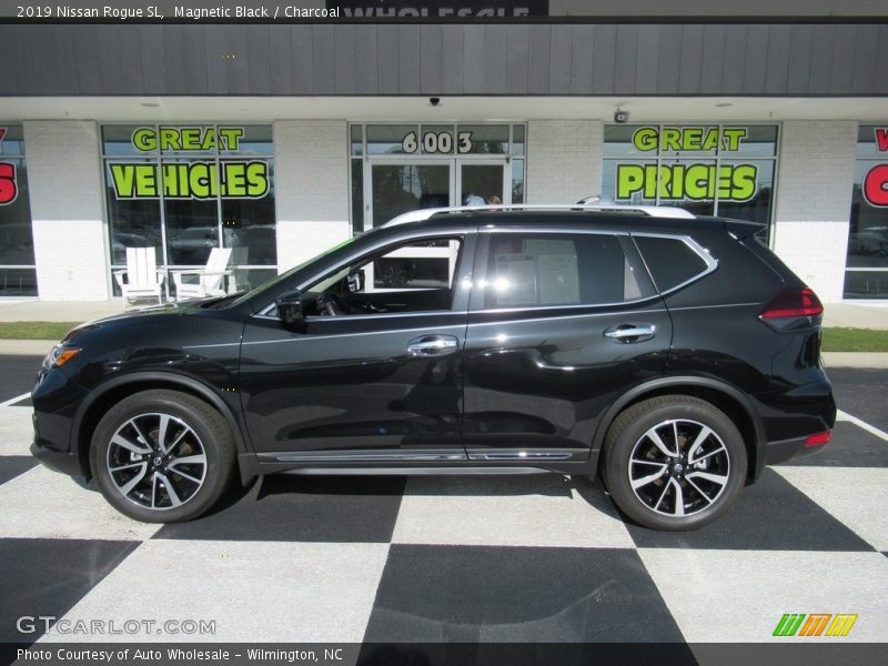 Magnetic Black / Charcoal 2019 Nissan Rogue SL