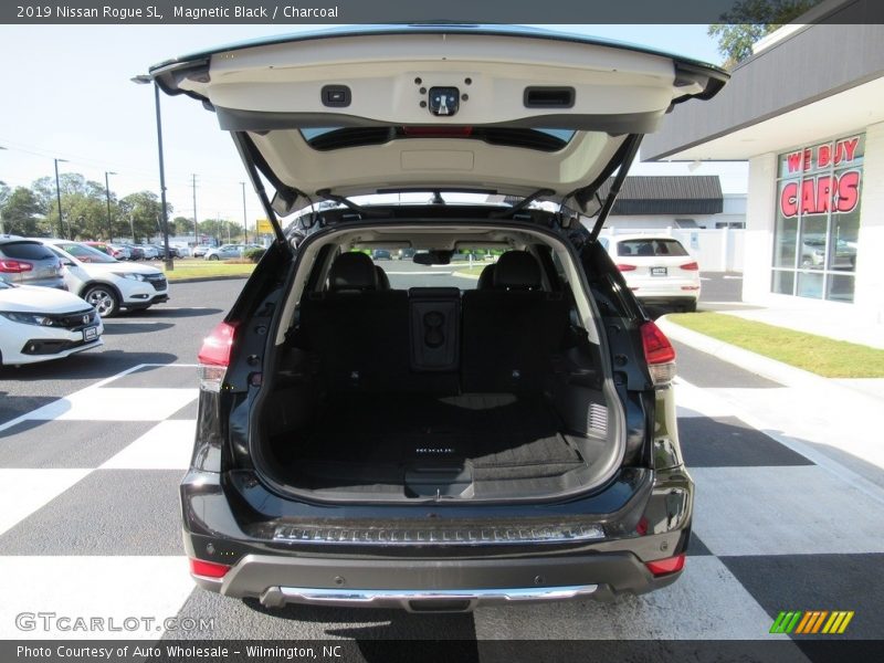 Magnetic Black / Charcoal 2019 Nissan Rogue SL