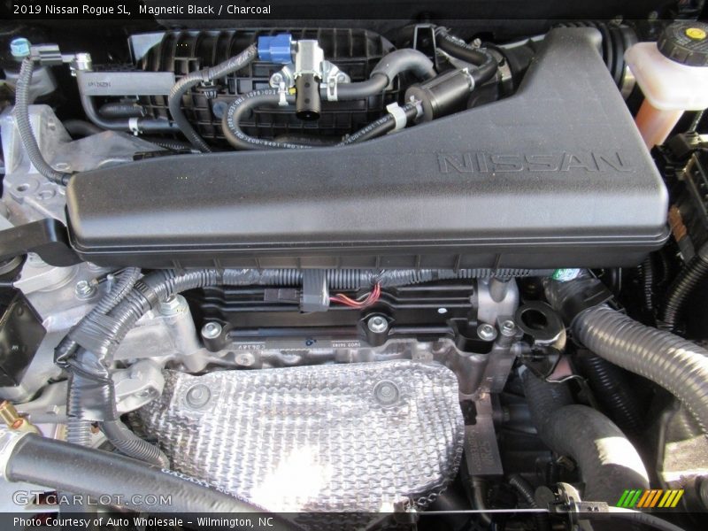Magnetic Black / Charcoal 2019 Nissan Rogue SL