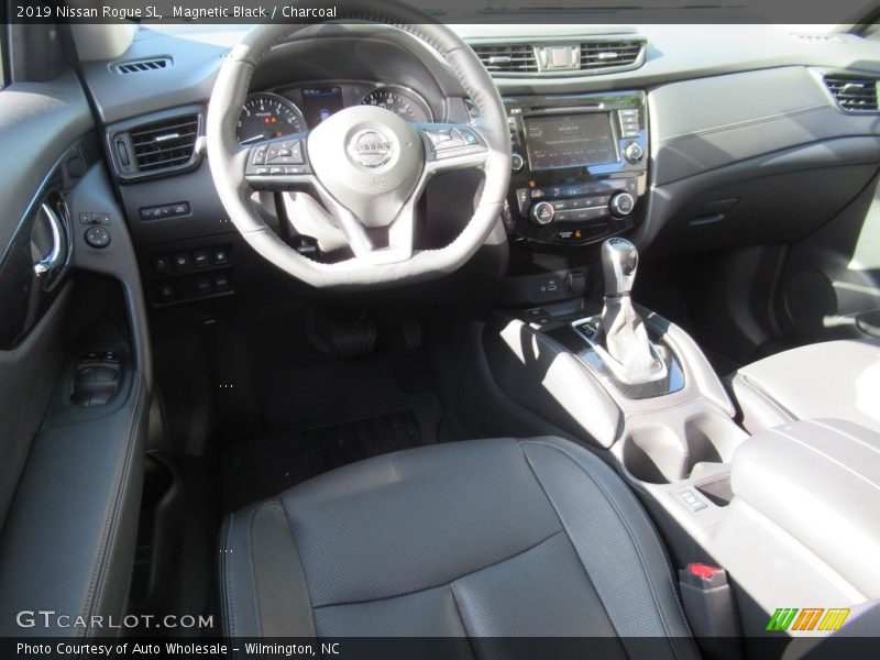 Magnetic Black / Charcoal 2019 Nissan Rogue SL