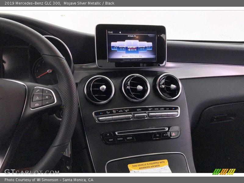 Mojave Silver Metallic / Black 2019 Mercedes-Benz GLC 300