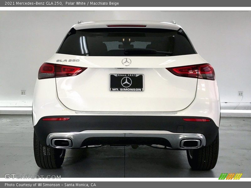 Polar White / Macchiato Beige 2021 Mercedes-Benz GLA 250