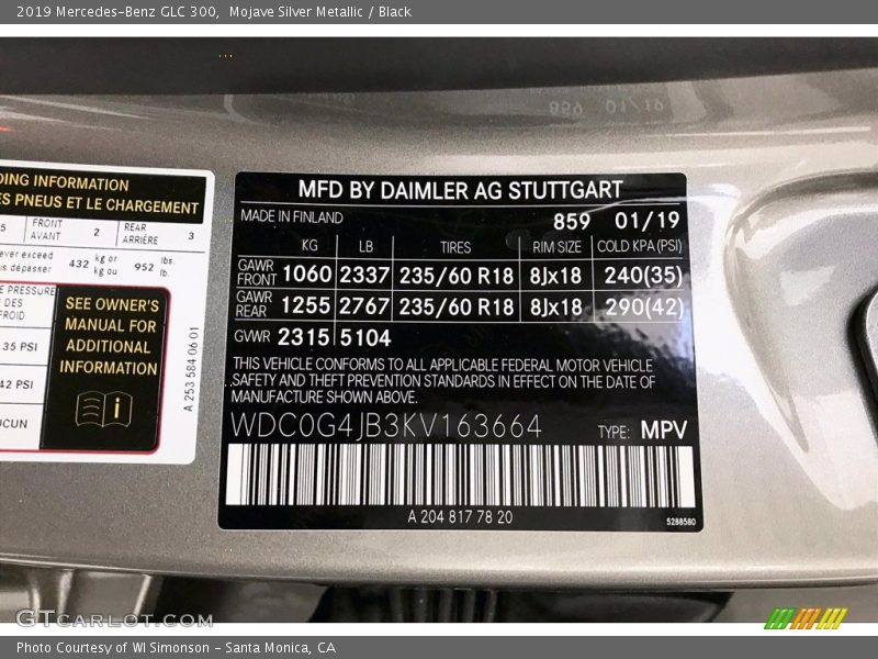 Mojave Silver Metallic / Black 2019 Mercedes-Benz GLC 300