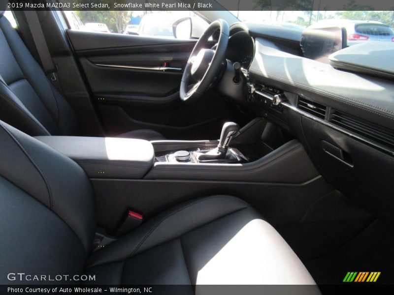 Snowflake White Pearl Mica / Black 2019 Mazda MAZDA3 Select Sedan