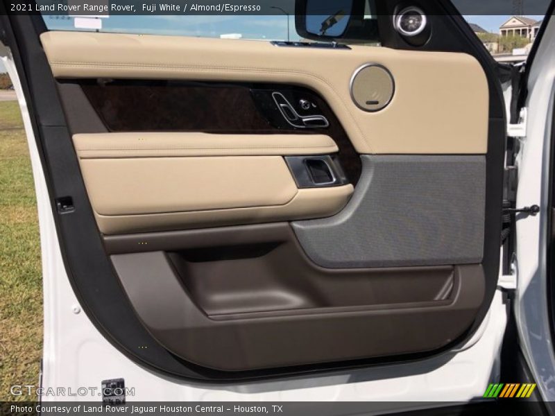 Fuji White / Almond/Espresso 2021 Land Rover Range Rover