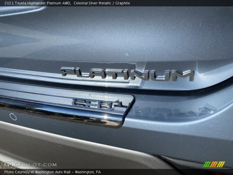 Celestial Silver Metallic / Graphite 2021 Toyota Highlander Platinum AWD