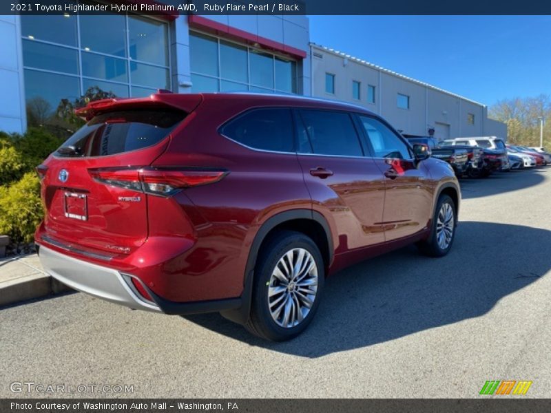 Ruby Flare Pearl / Black 2021 Toyota Highlander Hybrid Platinum AWD