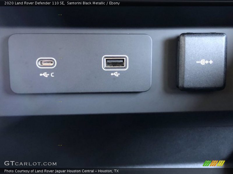 Santorini Black Metallic / Ebony 2020 Land Rover Defender 110 SE