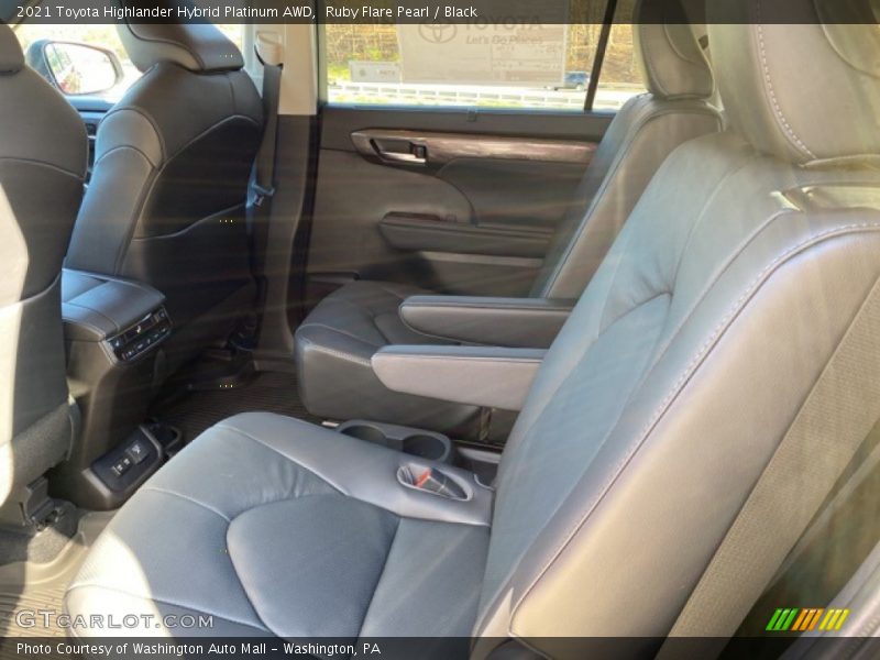 Ruby Flare Pearl / Black 2021 Toyota Highlander Hybrid Platinum AWD