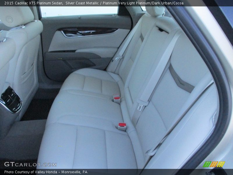 Silver Coast Metallic / Platinum Very Light Platinum/Dark Urban/Cocoa 2015 Cadillac XTS Platinum Sedan