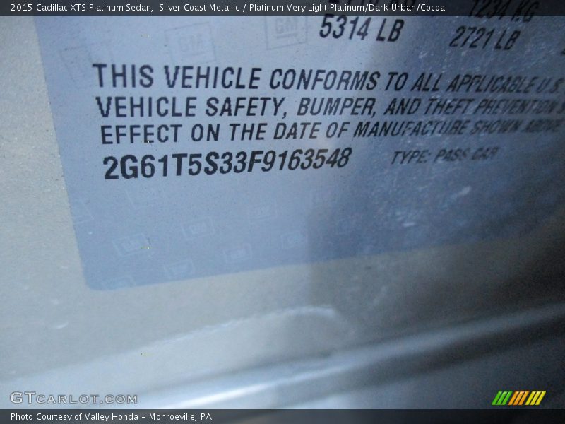 Silver Coast Metallic / Platinum Very Light Platinum/Dark Urban/Cocoa 2015 Cadillac XTS Platinum Sedan