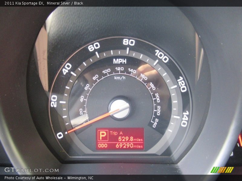 Mineral Silver / Black 2011 Kia Sportage EX