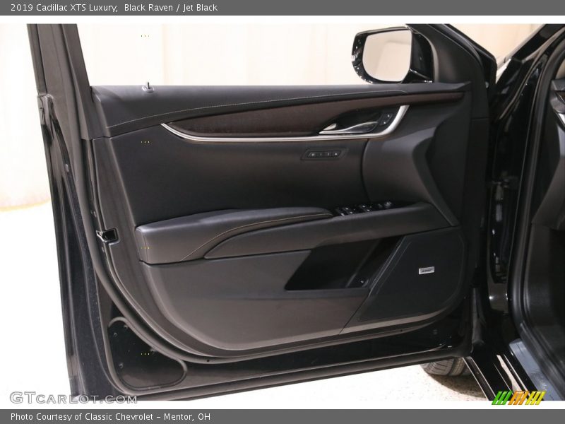 Black Raven / Jet Black 2019 Cadillac XTS Luxury