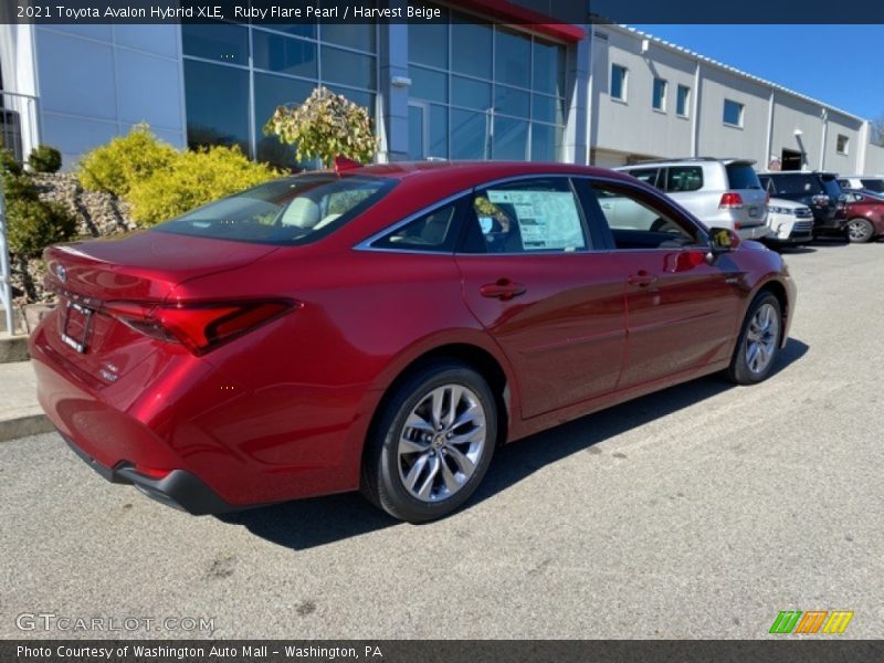 Ruby Flare Pearl / Harvest Beige 2021 Toyota Avalon Hybrid XLE