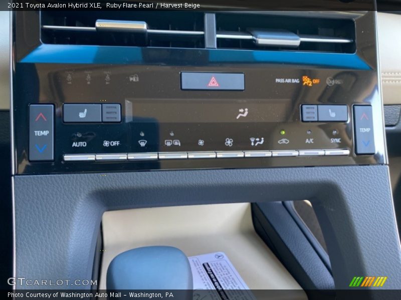 Ruby Flare Pearl / Harvest Beige 2021 Toyota Avalon Hybrid XLE