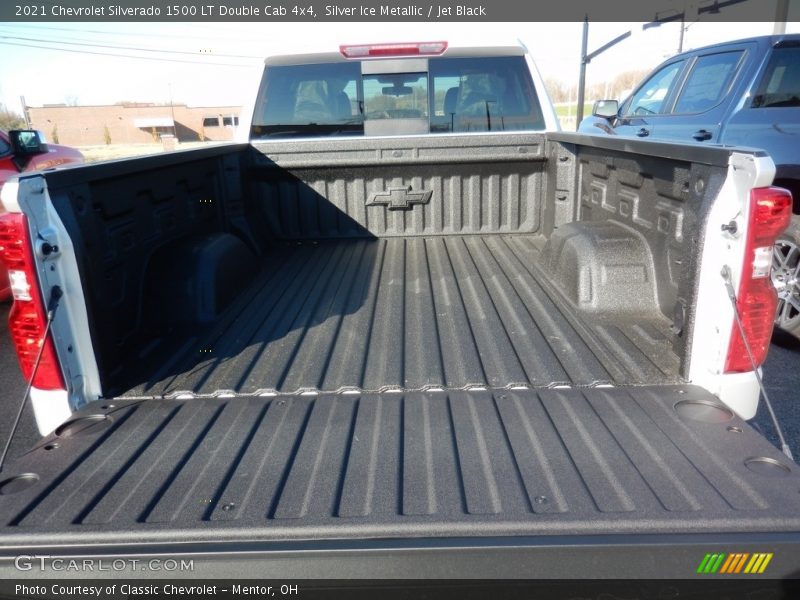 Silver Ice Metallic / Jet Black 2021 Chevrolet Silverado 1500 LT Double Cab 4x4