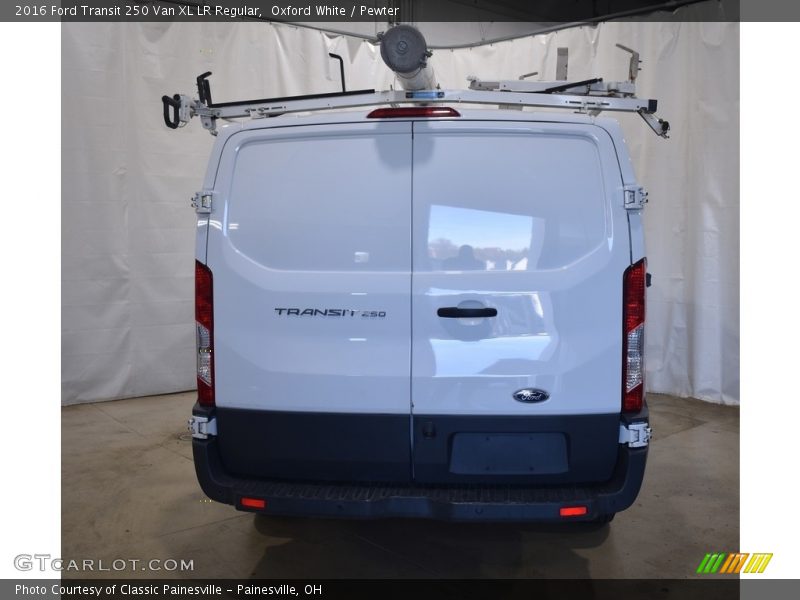 Oxford White / Pewter 2016 Ford Transit 250 Van XL LR Regular