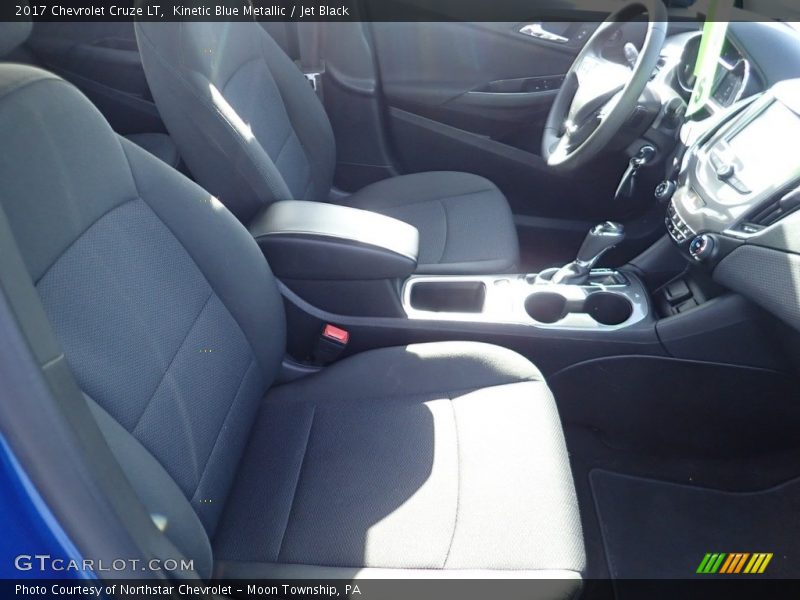 Kinetic Blue Metallic / Jet Black 2017 Chevrolet Cruze LT