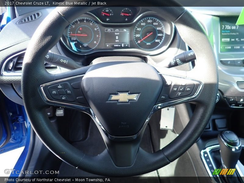 Kinetic Blue Metallic / Jet Black 2017 Chevrolet Cruze LT