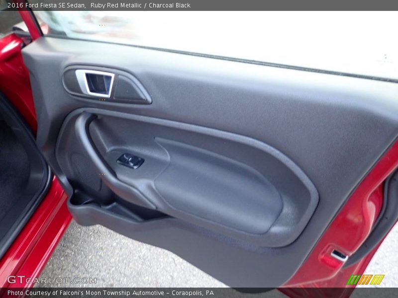 Ruby Red Metallic / Charcoal Black 2016 Ford Fiesta SE Sedan