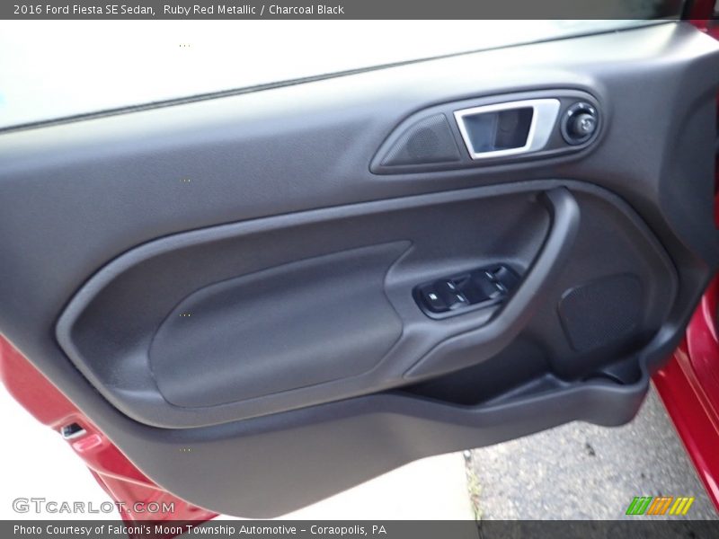 Ruby Red Metallic / Charcoal Black 2016 Ford Fiesta SE Sedan