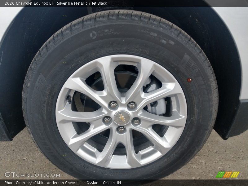Silver Ice Metallic / Jet Black 2020 Chevrolet Equinox LT