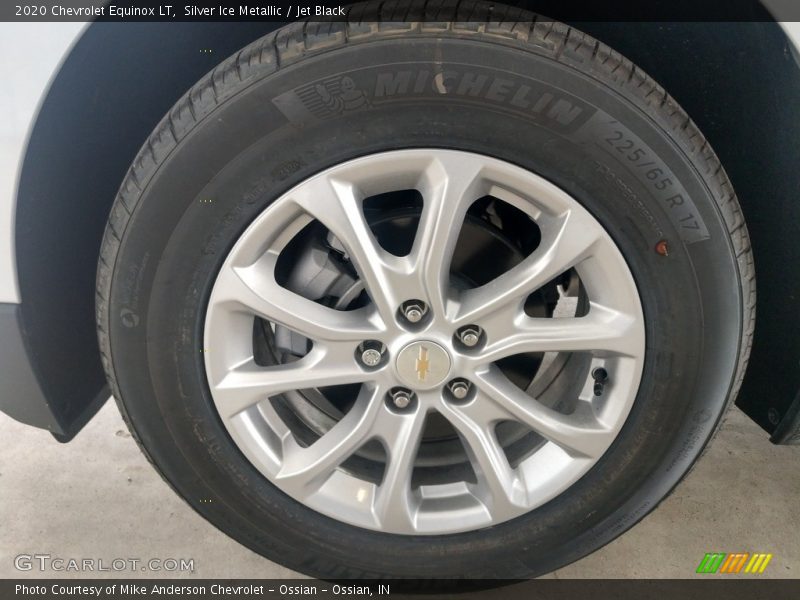 Silver Ice Metallic / Jet Black 2020 Chevrolet Equinox LT