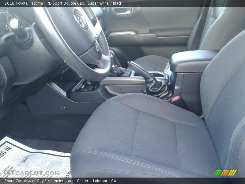 Super White / Black 2018 Toyota Tacoma TRD Sport Double Cab