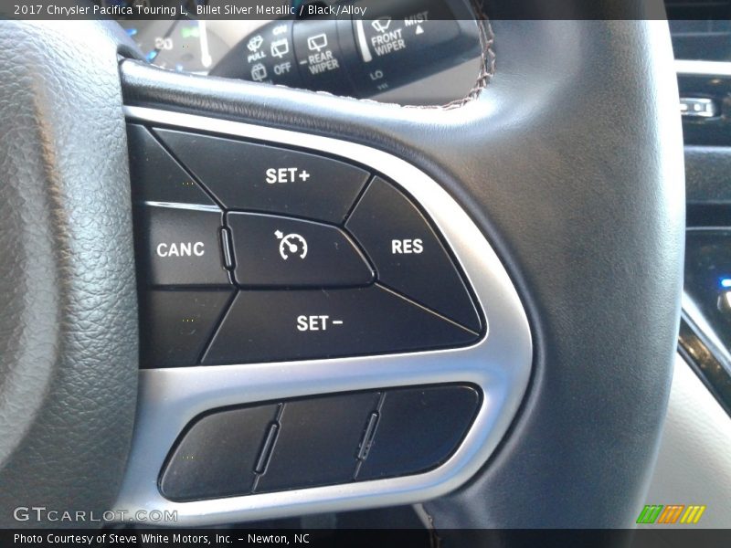 Billet Silver Metallic / Black/Alloy 2017 Chrysler Pacifica Touring L