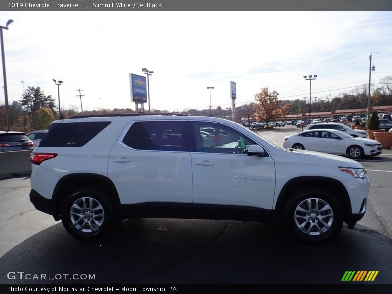 Summit White / Jet Black 2019 Chevrolet Traverse LT