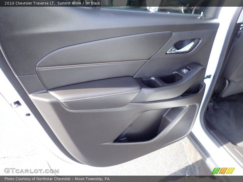 Summit White / Jet Black 2019 Chevrolet Traverse LT