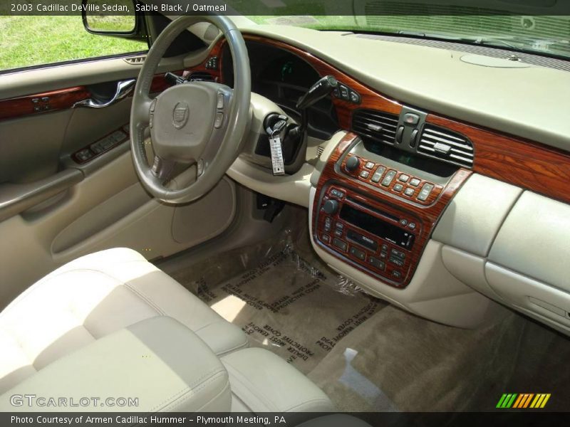 Sable Black / Oatmeal 2003 Cadillac DeVille Sedan