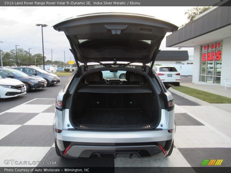 Indus Silver Metallic / Ebony 2019 Land Rover Range Rover Velar R-Dynamic SE