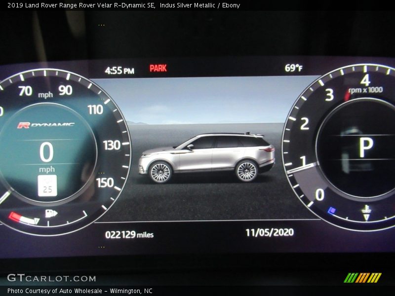 Indus Silver Metallic / Ebony 2019 Land Rover Range Rover Velar R-Dynamic SE