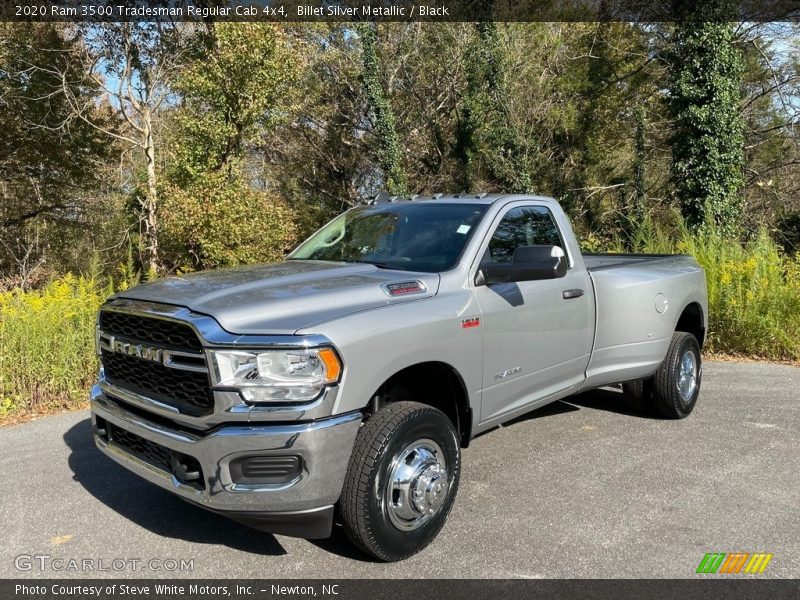 Front 3/4 View of 2020 3500 Tradesman Regular Cab 4x4