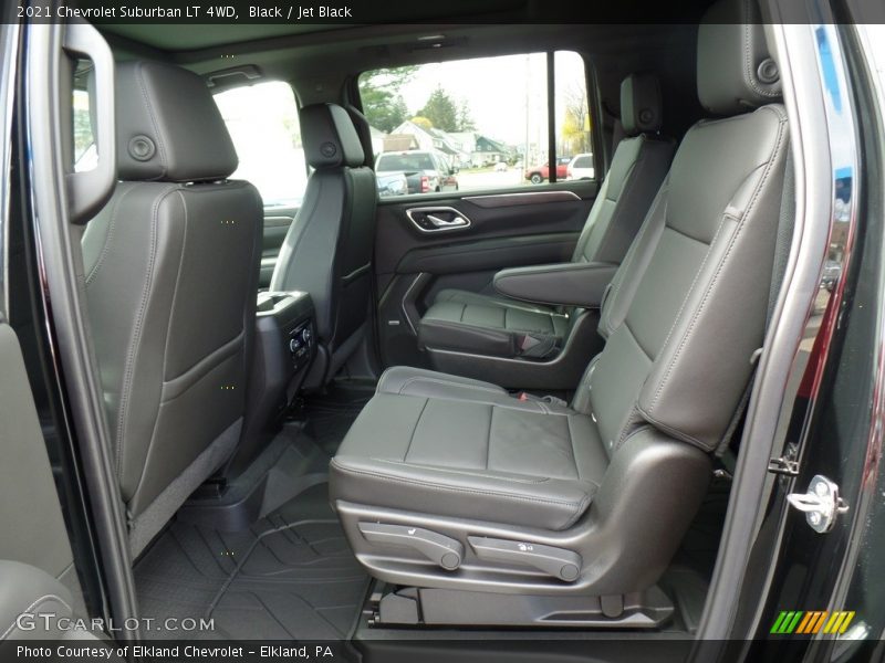 Black / Jet Black 2021 Chevrolet Suburban LT 4WD