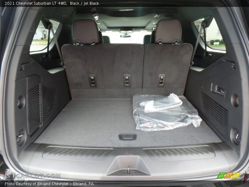 Black / Jet Black 2021 Chevrolet Suburban LT 4WD